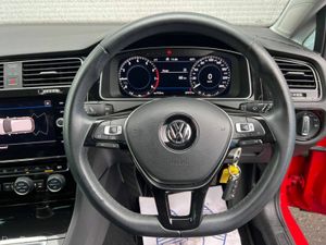 Volkswagen Golf HIGHLINE R-LINE 1.0 TSI // 17" ALL - Image 4