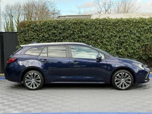 Toyota Corolla SOL TOURING 1.8 HYBRID // FULL SERV - Image 2