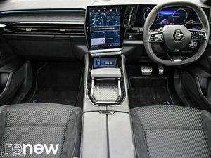 Renault Austral E-TECH Hybrid 200 iconic esprit Al - Image 3
