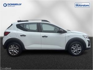 Dacia Sandero Stepway Hatchback Essential - Image 2