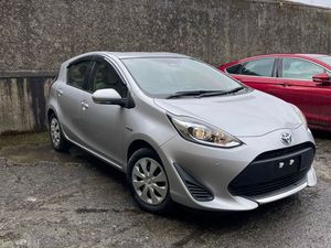 2020 Toyota Aqua Hybrid - Image 3