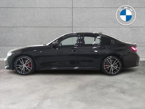 BMW 3-Series 320i M Sport Saloon - Image 4