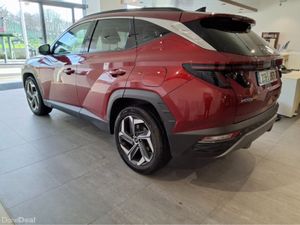 Hyundai Tucson EXECUTIVE PLUS HYBRID ** Very Low K - Image 4