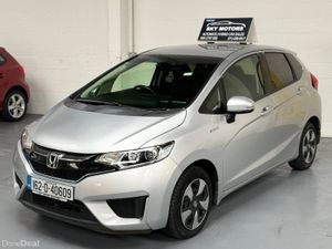 2016 Honda Fit 1.5 Hybrid Auto 32K Miles - Image 4
