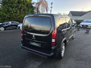 Peugeot Rifter Active Long (7 seats) - Image 4