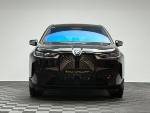 BMW iX 40 M SPORT XDRIVE - Image 2