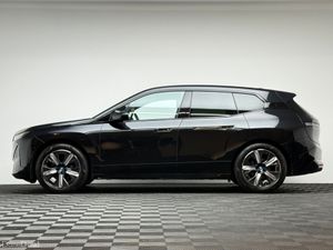 BMW iX 40 M SPORT XDRIVE - Image 4