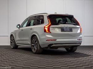 2025 Volvo XC90 Plus T8 Dark Theme 7 Seater - Image 4
