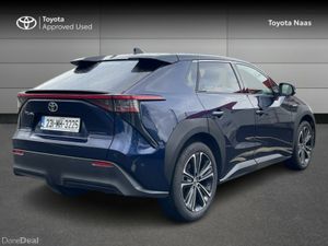 Toyota bZ4X PREMIERE 11K - Image 2