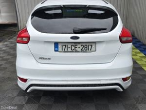 2017 Ford Focus ST-Line 1.5 TDCi - Image 4