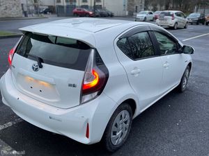 2020 TOYOTA AQUA HYBRID AUTO - Image 4