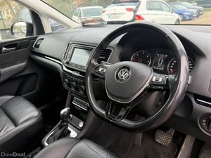 Volkswagen Sharan Highline 2.0D AUTO DSG 7 Seater - Image 4