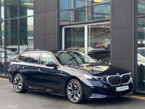 BMW 5-Series Touring 530e M-Sport Auto (PHEV) - Image 3