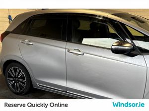 Honda Fit HYBRID - Image 4