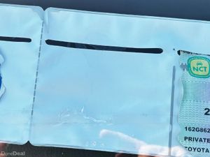 Toyota Yaris 2016 HYBRID AUTO IRISH CAR - Image 4