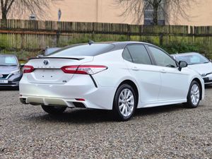 2020 Toyota Camry WS Hybrid - Image 4