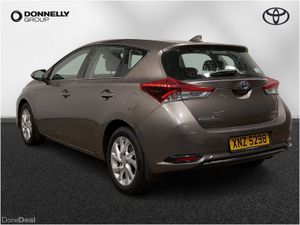 Toyota Auris Hatchback Icon Tech - Image 3