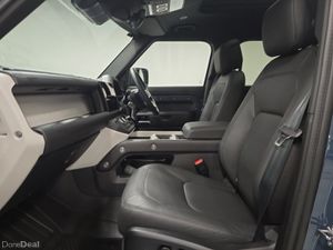 Land Rover Defender Diesel Estate X-Dynamic HSE - Image 4