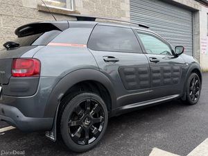 2018 Citroen C4 Cactus 1.6 HDI 100 Flair - Image 4