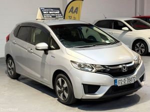 2017 Honda Fit 1.5 Hybrid Auto 50K Miles - Image 2