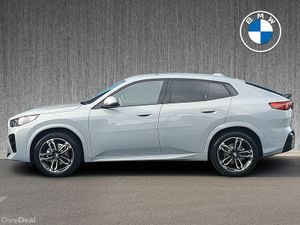 BMW iX2 eDrive20 M Sport - Image 3