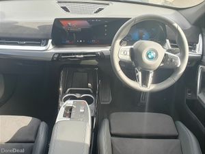BMW iX2 eDrive20 M Sport - Image 4