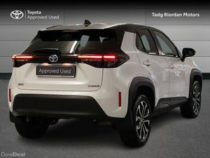 Toyota Yaris Cross LUNA SPORT - Image 2