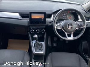 Renault Captur dCi 95 Iconic - Image 2