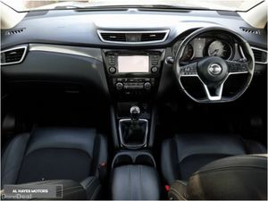 Nissan Qashqai **SUNROOF**1.5 DSL SV PREMIUM - Image 2