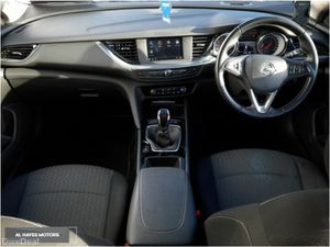 Opel Insignia 1.5 PETROL (140PS) Turbo  SC - Image 2