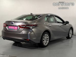 Toyota Camry 2.5 PETROL HYBRID AUTO - Image 3