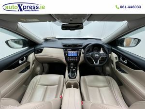 Nissan X-Trail 7 Seats, Panoramic roof, Automatic - Image 2