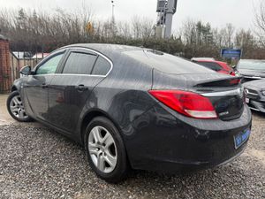 2013 Opel Insignia 2.0 EXCLUSIVE - Image 4