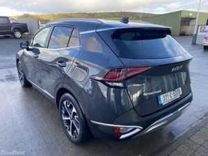 Kia Sportage MANUAL 5DR 2022 - Image 3