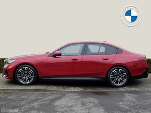 BMW 5-Series 530e M Sport Saloon - Image 3