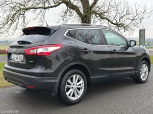 Nissan Qashqai 2016 SV Huge Spec - Image 4