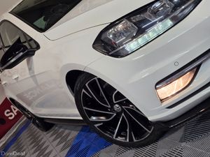 VW GOLF 7.5 1.6 TDI MATCH MANUAL - Image 4