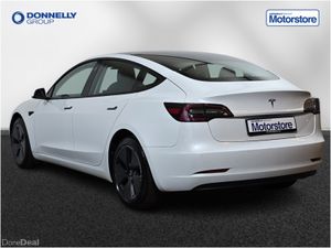 Tesla Model 3 Saloon Standard Plus - Image 2