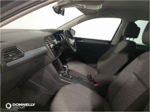 Volkswagen Tiguan Estate Life - Image 3