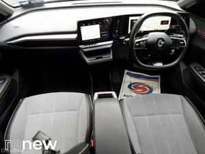 Renault Megane E-Tech EV60 220hp Techno - Image 2