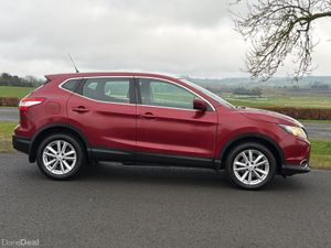 Nissan Qashqai 2015 SV Low Mileage - Image 3