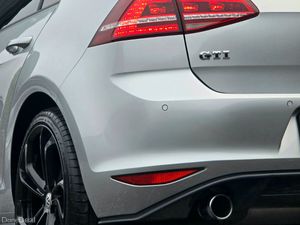 2014 VOLKSWAGEN GOLF GTI DSG LOW MILEAGE - Image 4