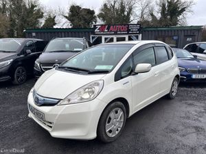13 Honda Fit  Hybrid - Image 2