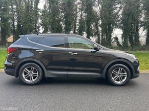 Hyundai Santa Fe 2016 (LEATHER INTERIOR) - Image 3