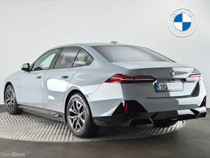 BMW 5-Series 530e M Sport Saloon - Image 2