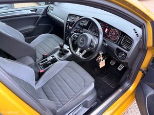 VOLKSWAGEN GOLF 2018 - 150 BHP - R LINE - Image 4