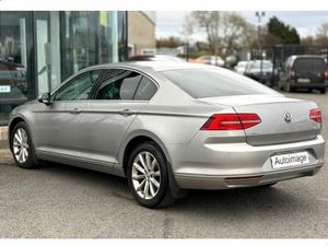 Volkswagen Passat 1.6 TDI 120HP Highline - Image 2