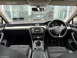 Volkswagen Passat 1.6 TDI 120HP Highline - Image 3