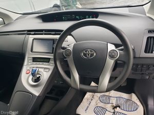 Toyota Prius 2014 - Image 4