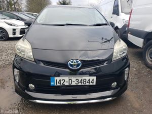 Toyota Prius 2014 - Image 2